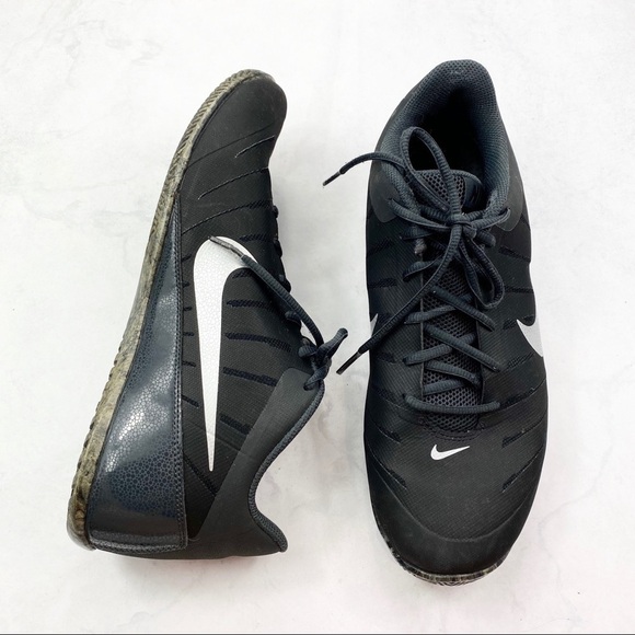 [Nike] - Picture 2 of 4